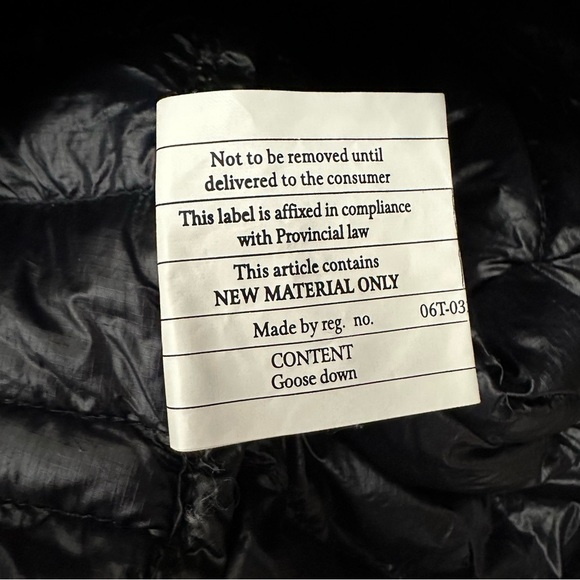 Patagonia Women's Ultralight Down Vest Black BLK 84780SP13 - Picture 9 of 10